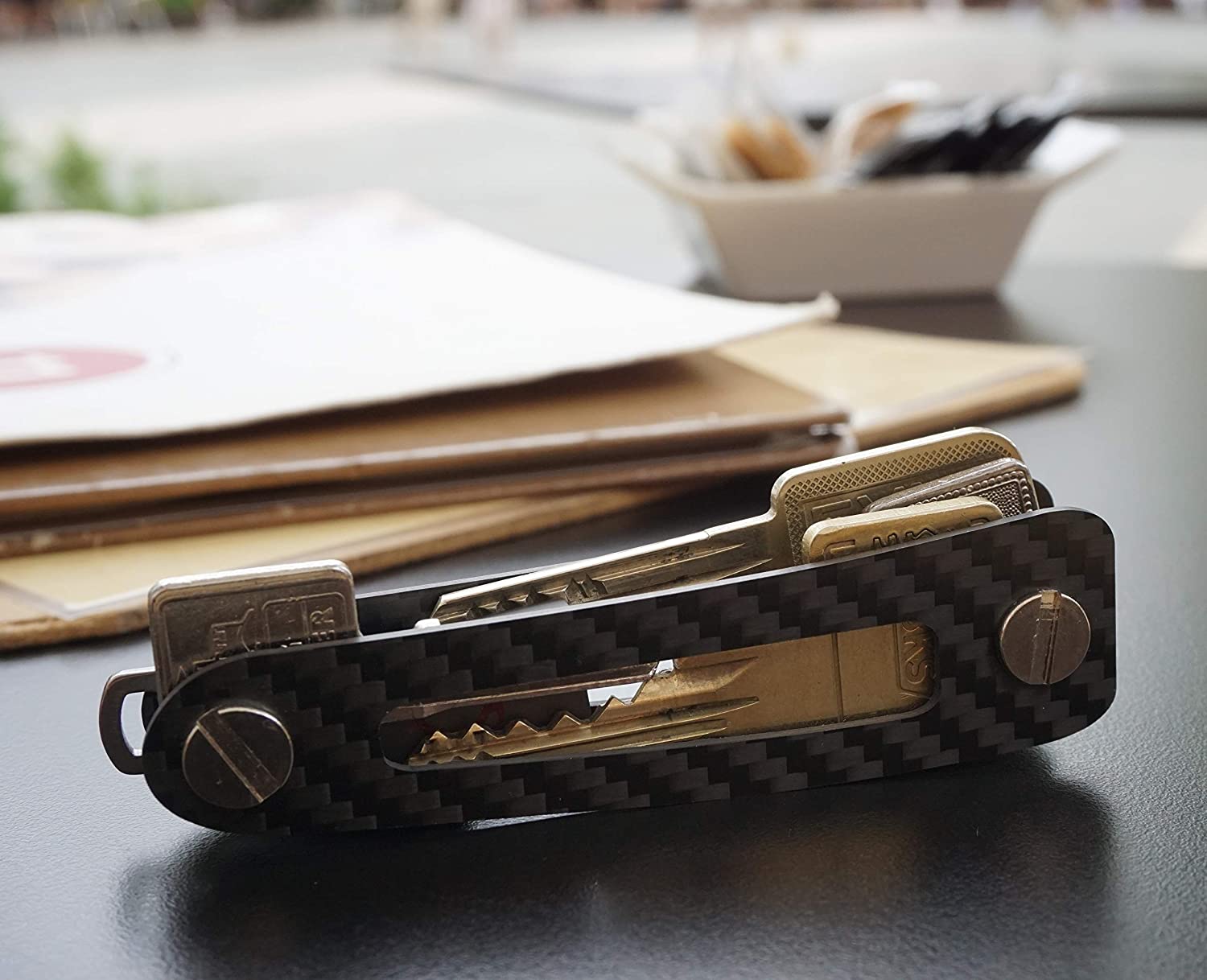 OMEGA-TOOL - Key Organizer aus Carbon - mit GRATIS Flaschenöffner - in edler Geschenkbox - perfekt geeignet für den organisierten Mann